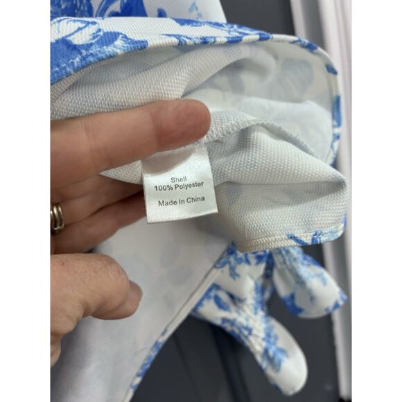 Tuckernuck Marguerite Blouse Top Off Shoulder Floral Boho Blue White Medium - Picture 6 of 6